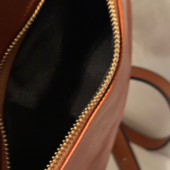 Divine Firenze Pre-loved Purse - Picture 5 of 13